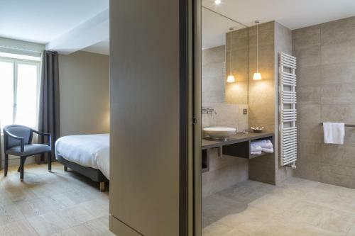 Hotel Auberge De Clochemerle
