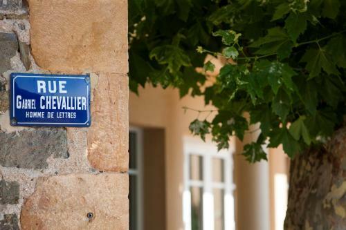 Hotel Auberge De Clochemerle