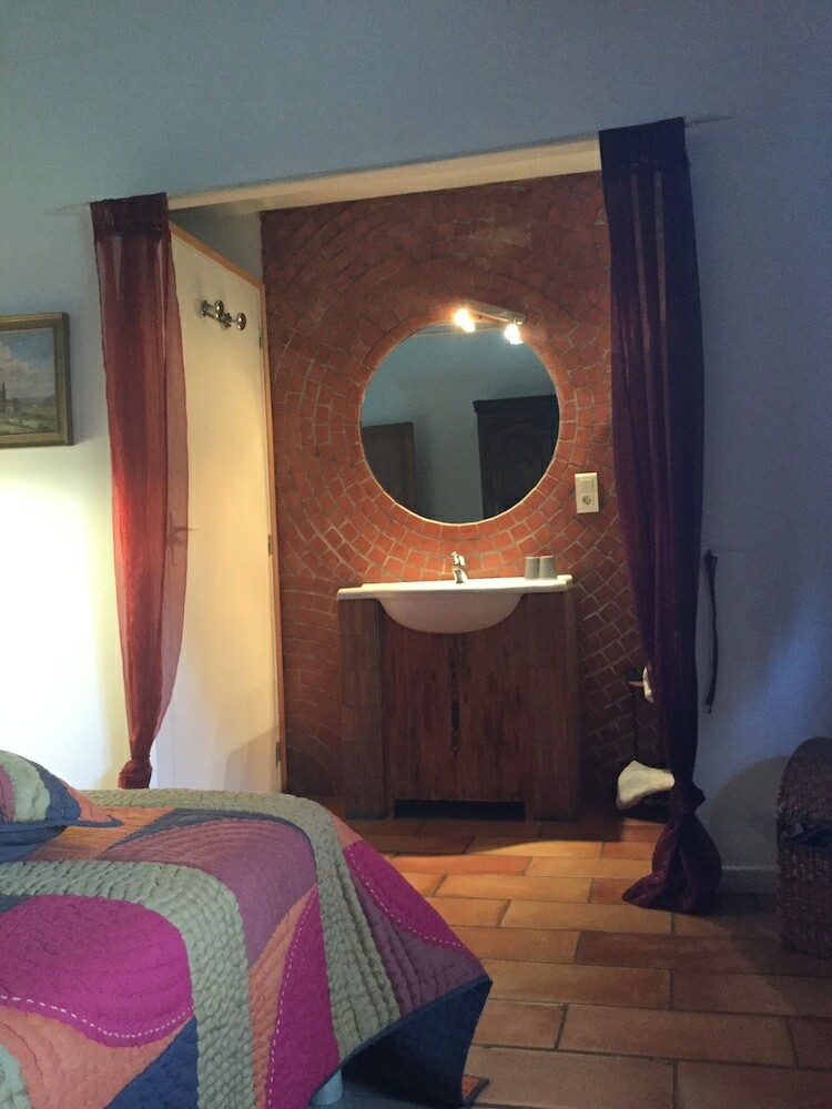 Bed & Breakfast Les Jardins Du Rebaut