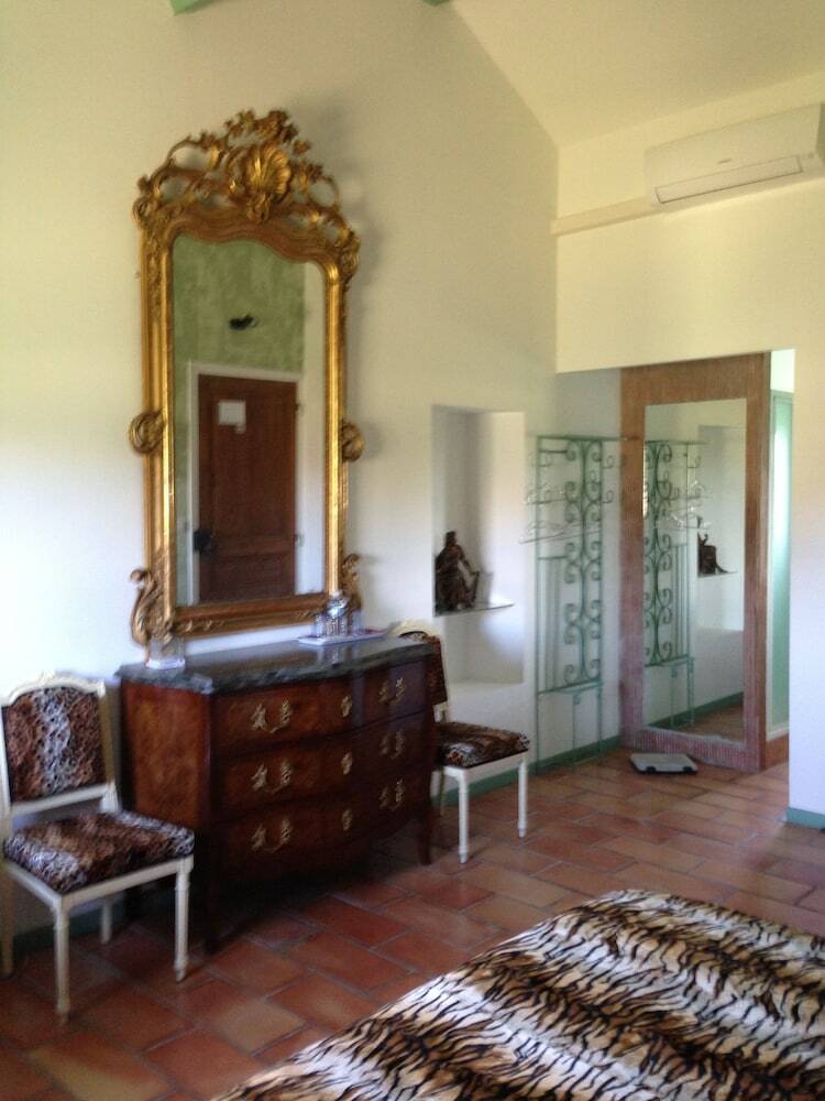 Bed & Breakfast Les Jardins Du Rebaut