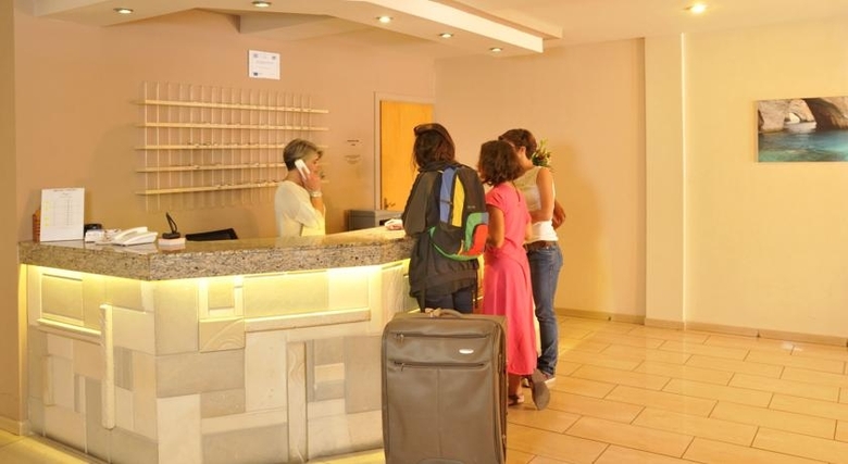 Hotel Carina