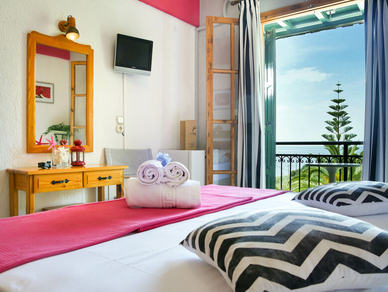 Hotel Panormos Beach