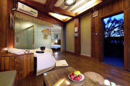Forest City Resort Hotel