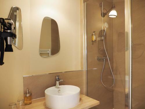 Hotel H�tel Du Belv�d�re