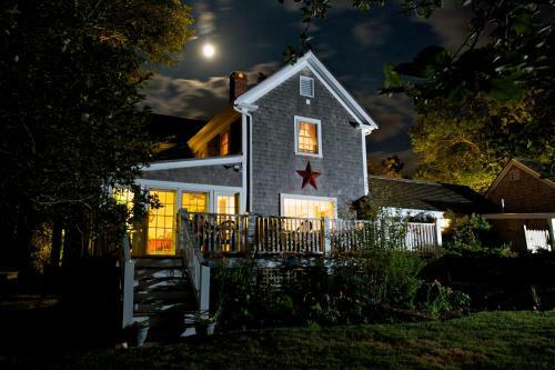 Bed & Breakfast Sea Meadow Inn