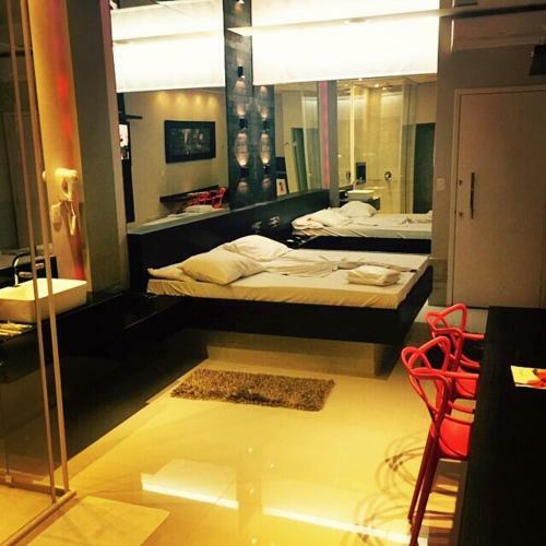 Hotel Dinys Motel (adults Only)