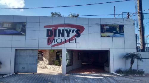 Hotel Dinys Motel (adults Only)