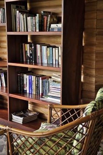 Macaw Lodge