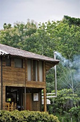 Macaw Lodge