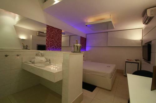 Hotel Motel Vivre (adult Only)