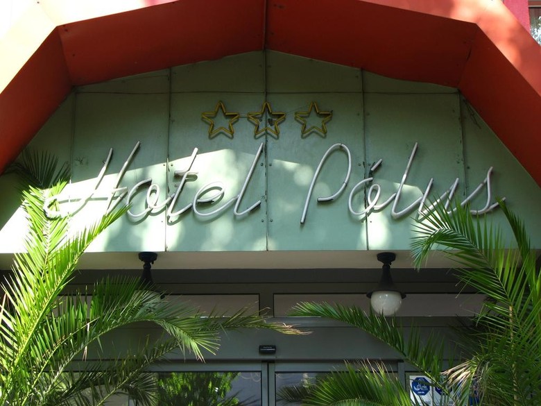 Polus Hotel