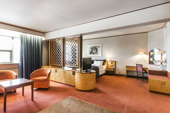 Hotel Park Inn Island