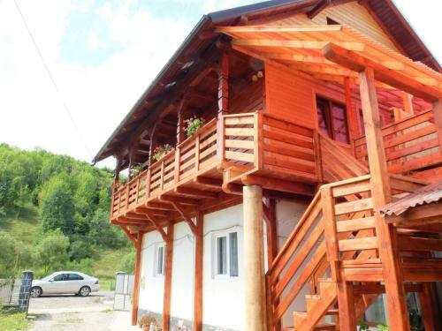 Hostal Pension Ioana Lavita