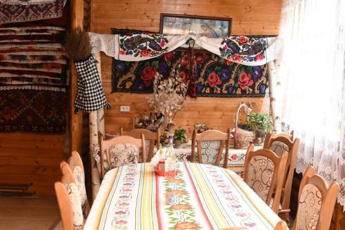 Hostal Pension Ioana Lavita