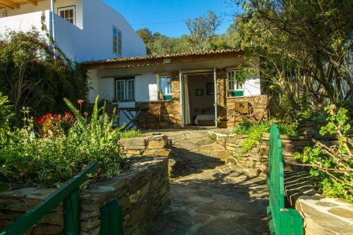 Bed & Breakfast Paradise In Portugal