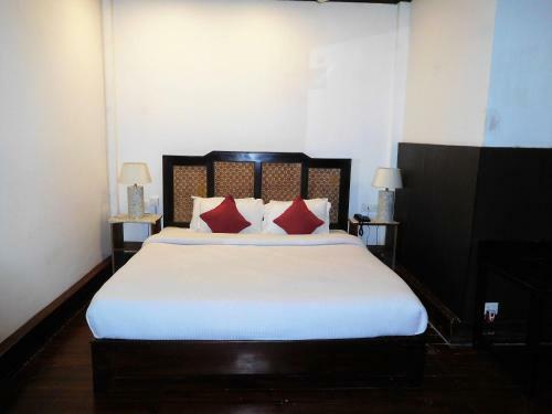 Hotel Royal Heritage Tripura Castle