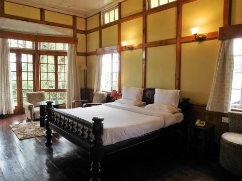 Hotel Royal Heritage Tripura Castle