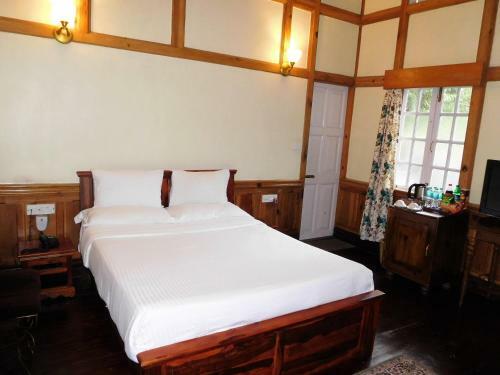 Hotel Royal Heritage Tripura Castle