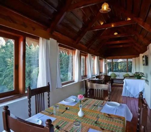 Hotel Royal Heritage Tripura Castle