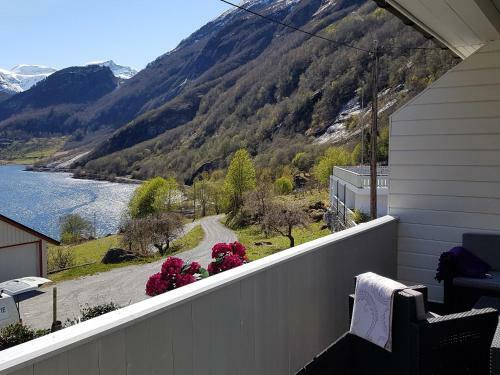 Apartamento Fjelltun Camping