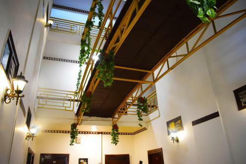 Green Hotel