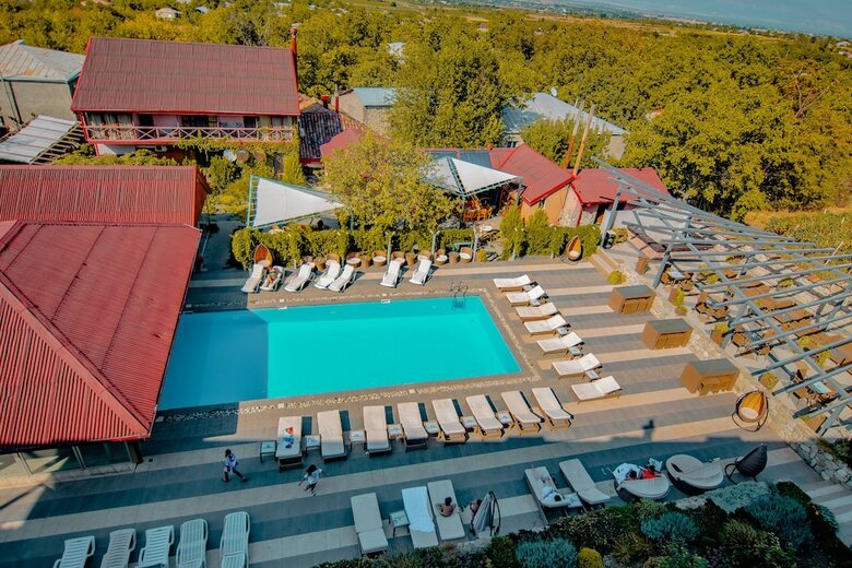 Savaneti Hotel