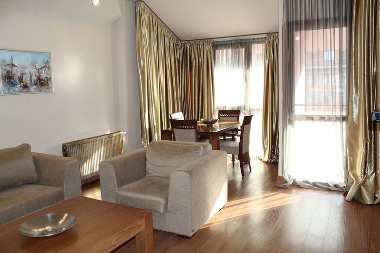 Savaneti Hotel