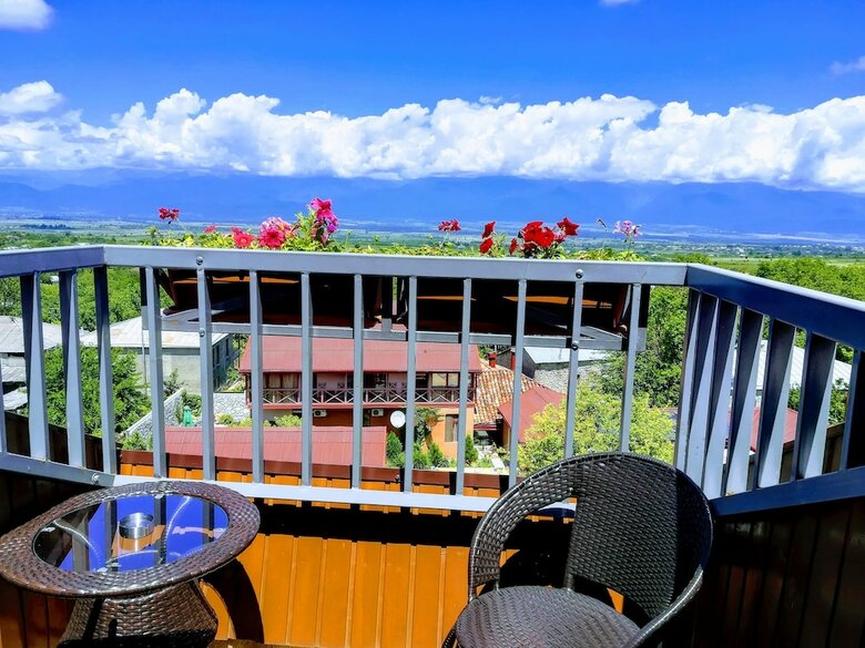 Savaneti Hotel
