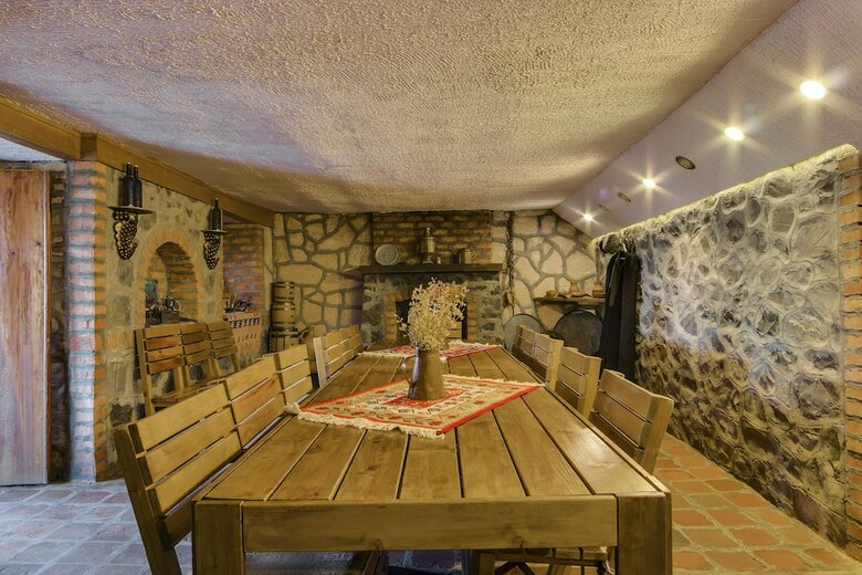 Savaneti Hotel