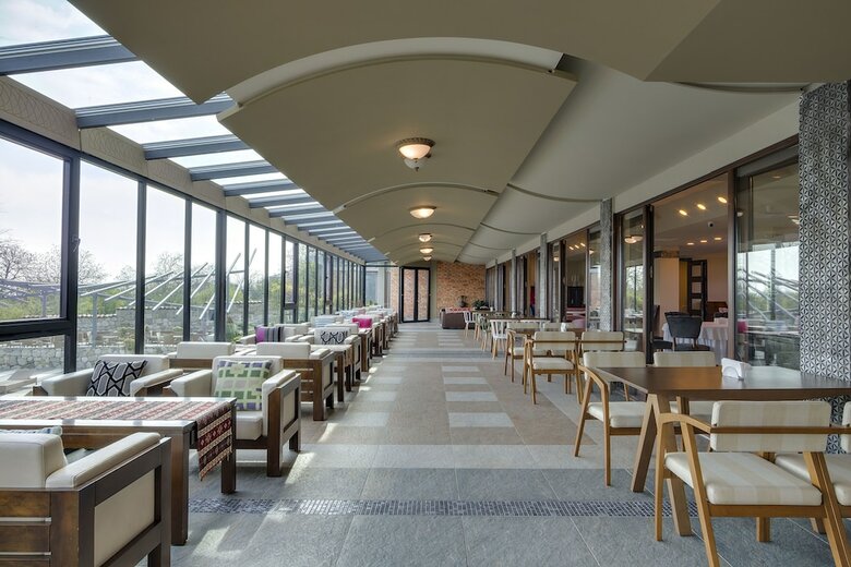 Savaneti Hotel