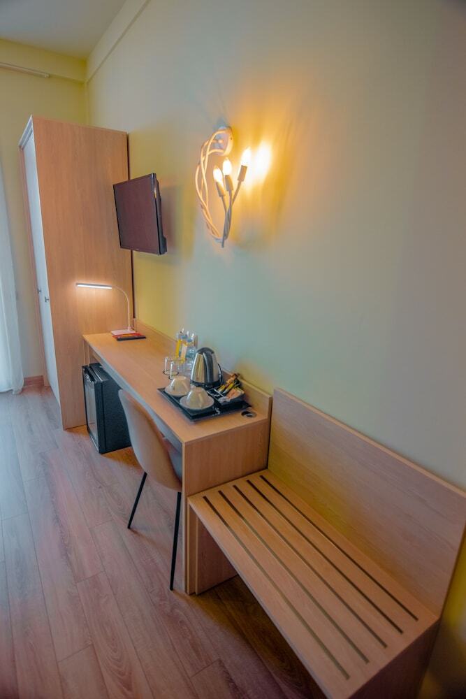 Savaneti Hotel