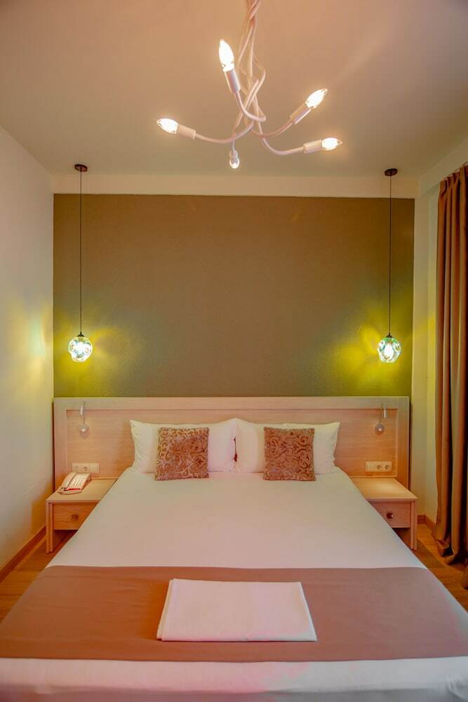 Savaneti Hotel