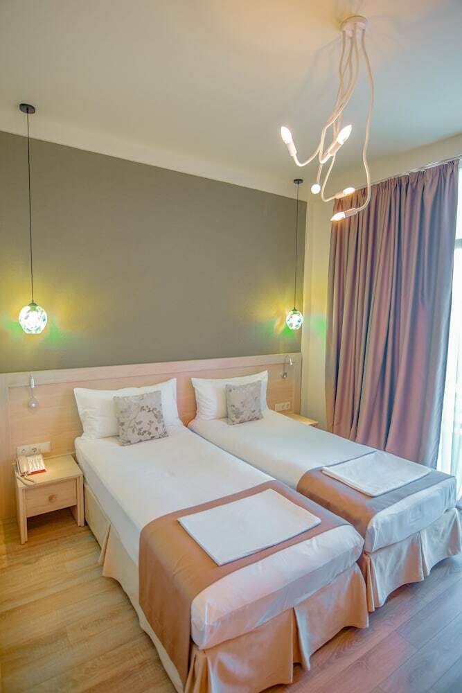 Savaneti Hotel