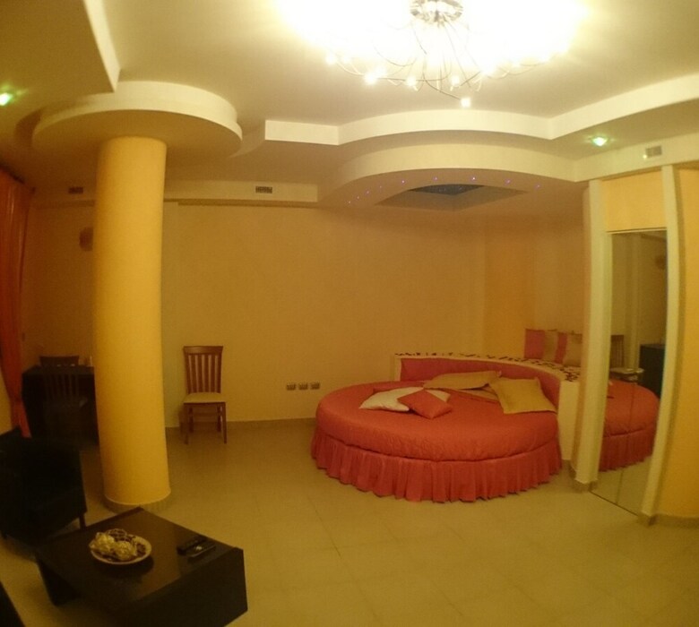 Hotel Sette E Mezzo
