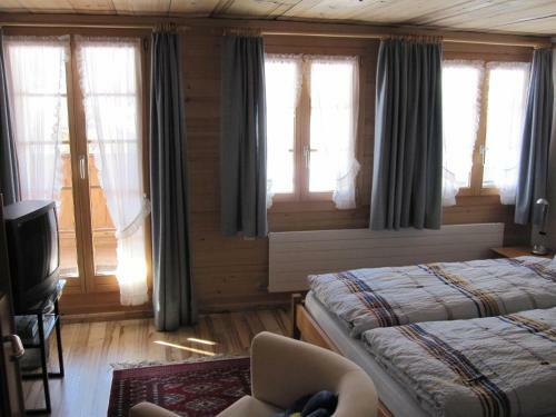 Hostal Chalet-hotel Alpenblick Wildstrubel