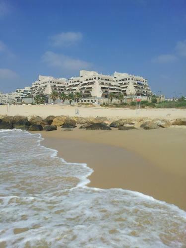Laguna Apartments