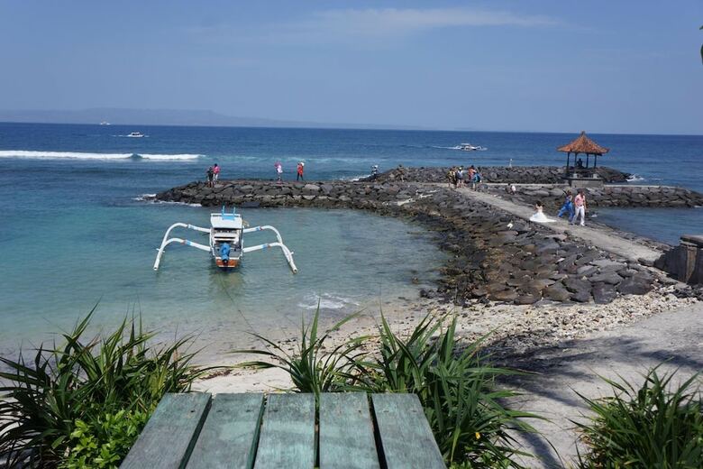 Hostal Puri Pandan Restaurant And Bungalow