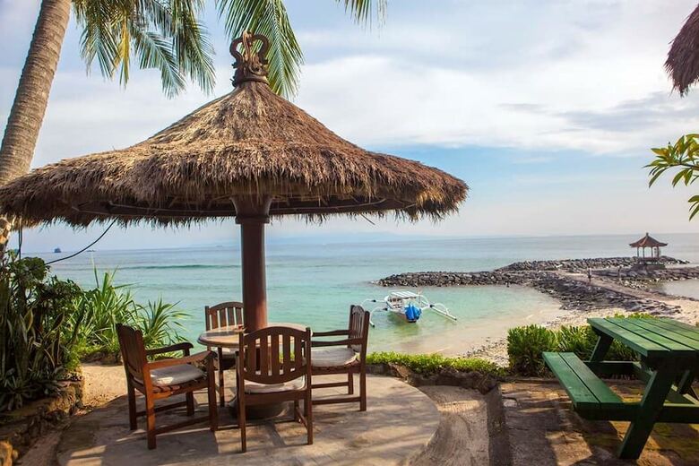 Hostal Puri Pandan Restaurant And Bungalow