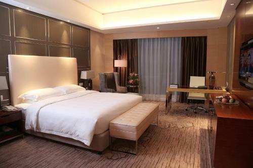 Guangzhou Changfeng Gloria Plaza Hotel