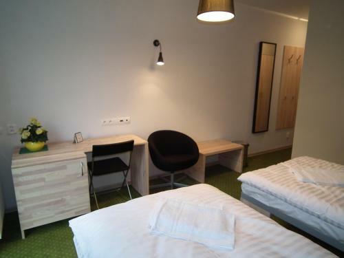 Hostal 5a Hotel Services