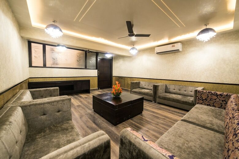 Diamond Hotel