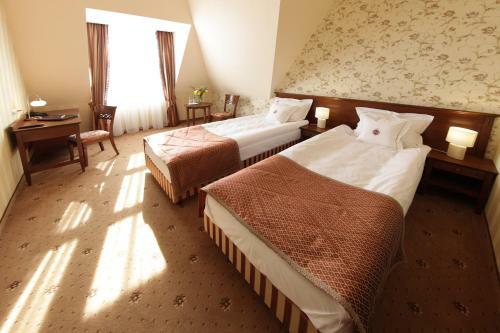 Hotel Jaros?aw