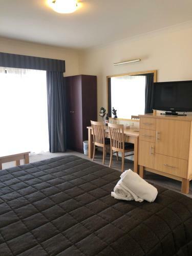 Turners Vineyard Motel