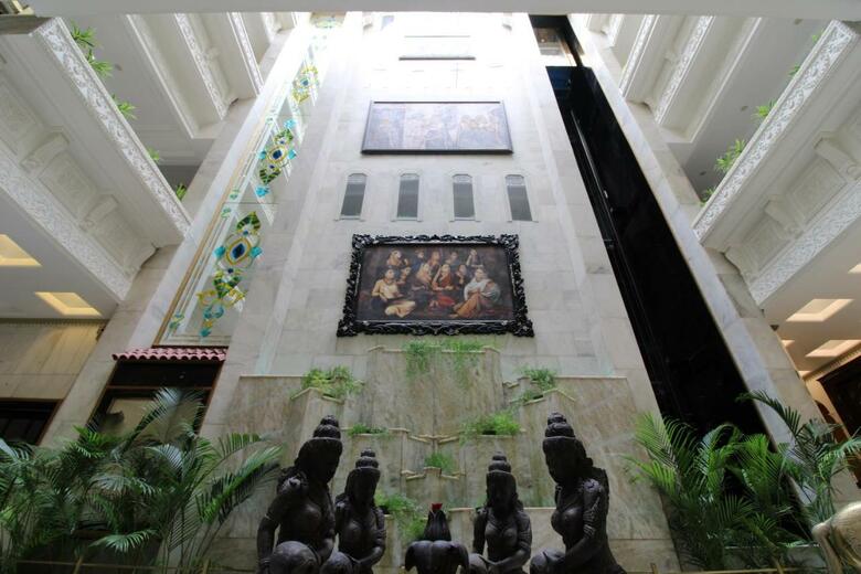 Hotel Hillock