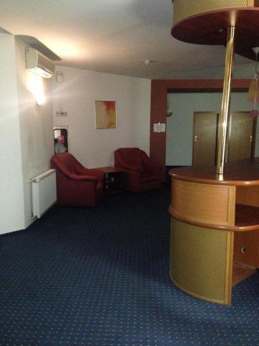 Hostal Casa Tineretului