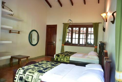 Hostal La Jorar�