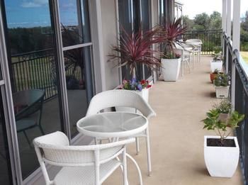 Hostal Swan Lake Guest House