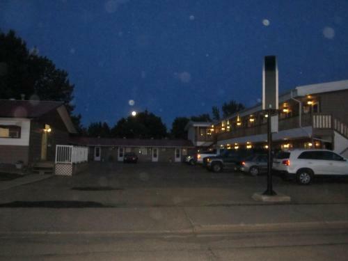 Viking Lamplighter Motel