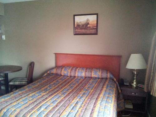 Viking Lamplighter Motel