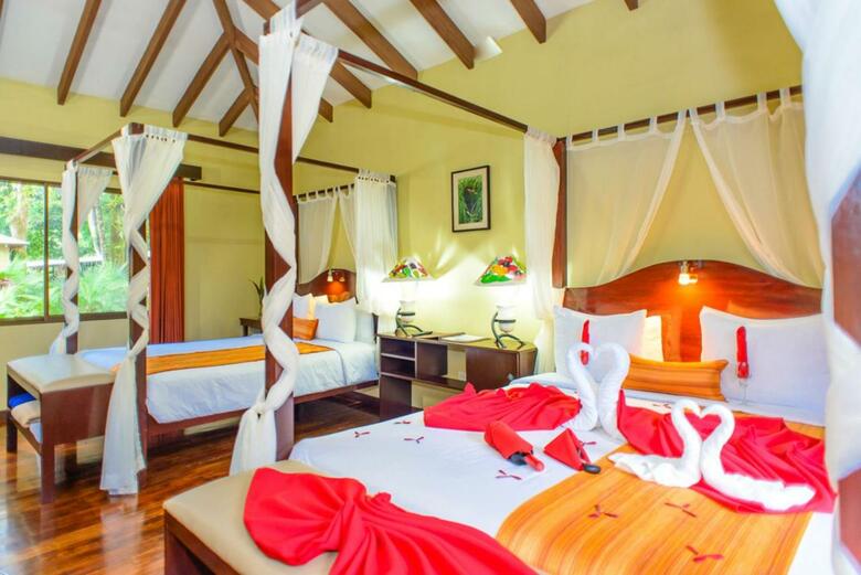 Manatus Hotel